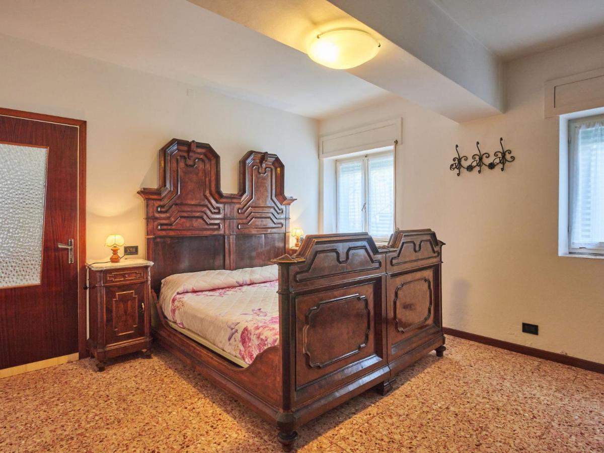 Apartment Marta - Gla160 By Interhome Gera Lario Bagian luar foto