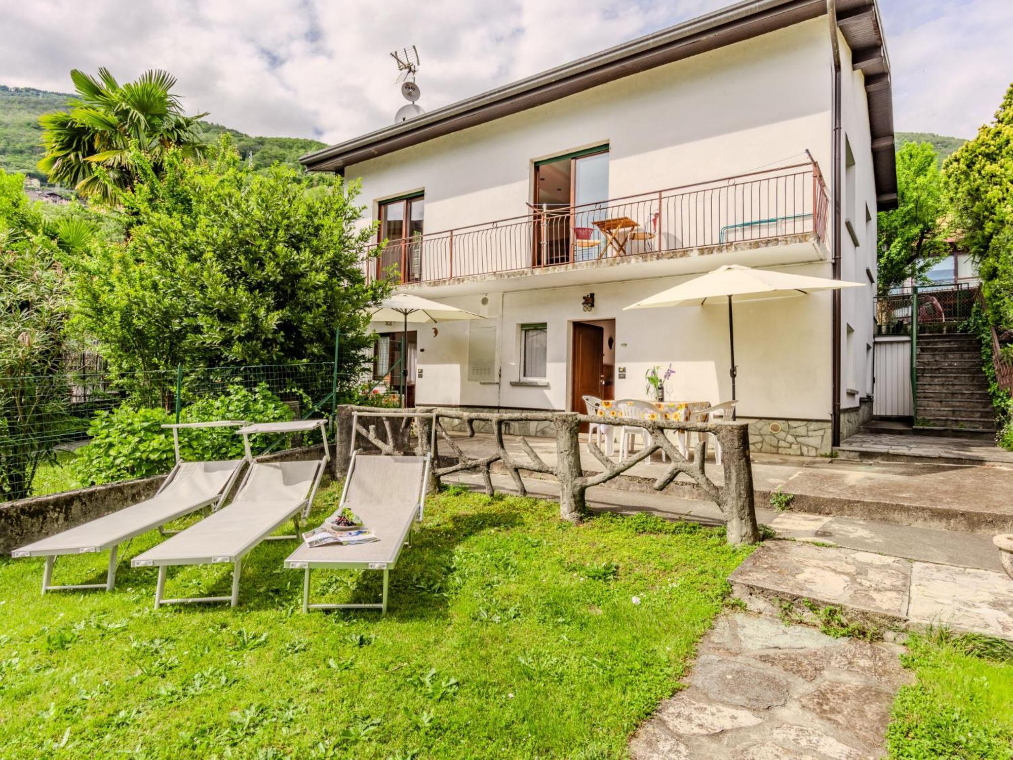 Apartment Marta - Gla160 By Interhome Gera Lario Bagian luar foto